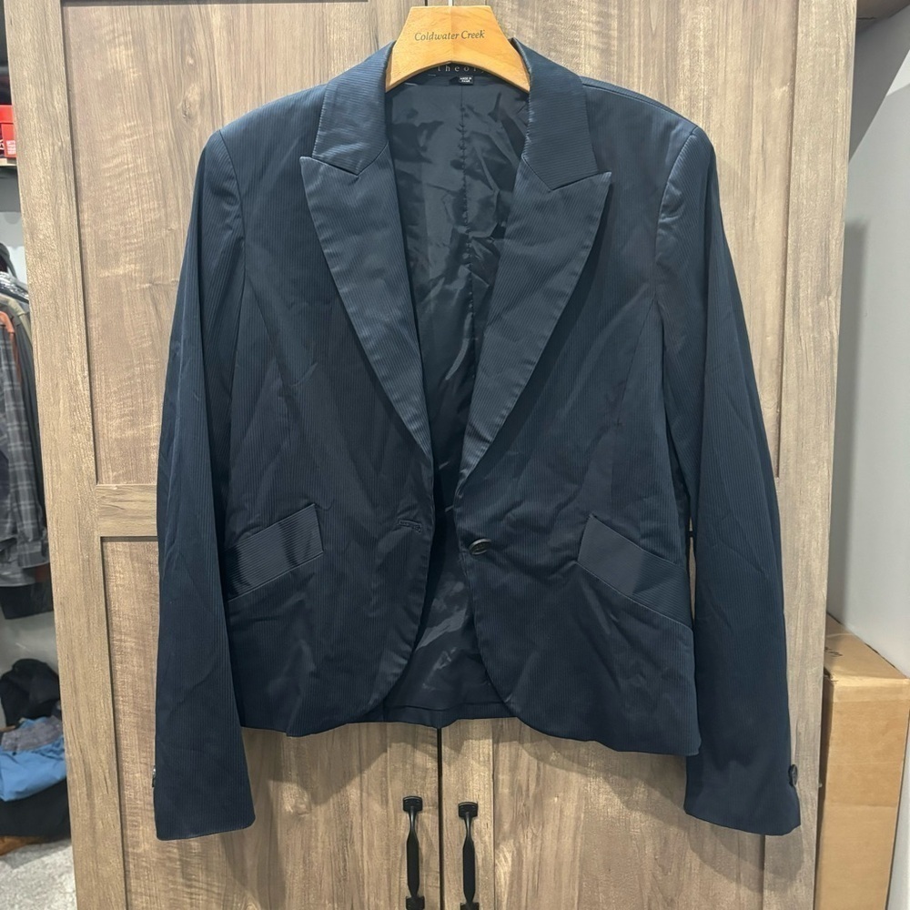 Theory Women’s 12 Blazer Nana blue‎ Pin Stripe Jacket